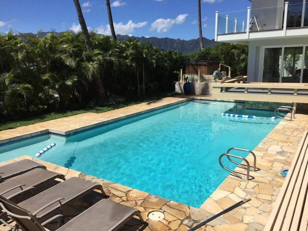 Oahu swimming pool that recieves pool maintenance services, Honolulu HI.
