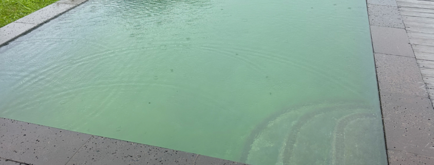 oahu rainy season pool cleaning service